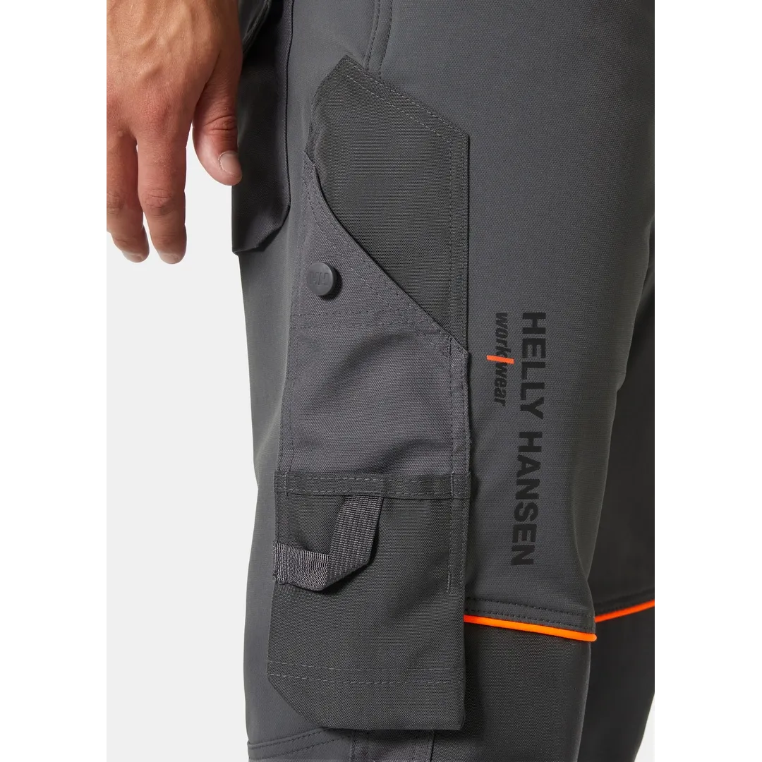 Helly Hansen Work Wear - 77446_970_feature2 - Tradesmen-Onbody-Trades-S24-Summer 2024