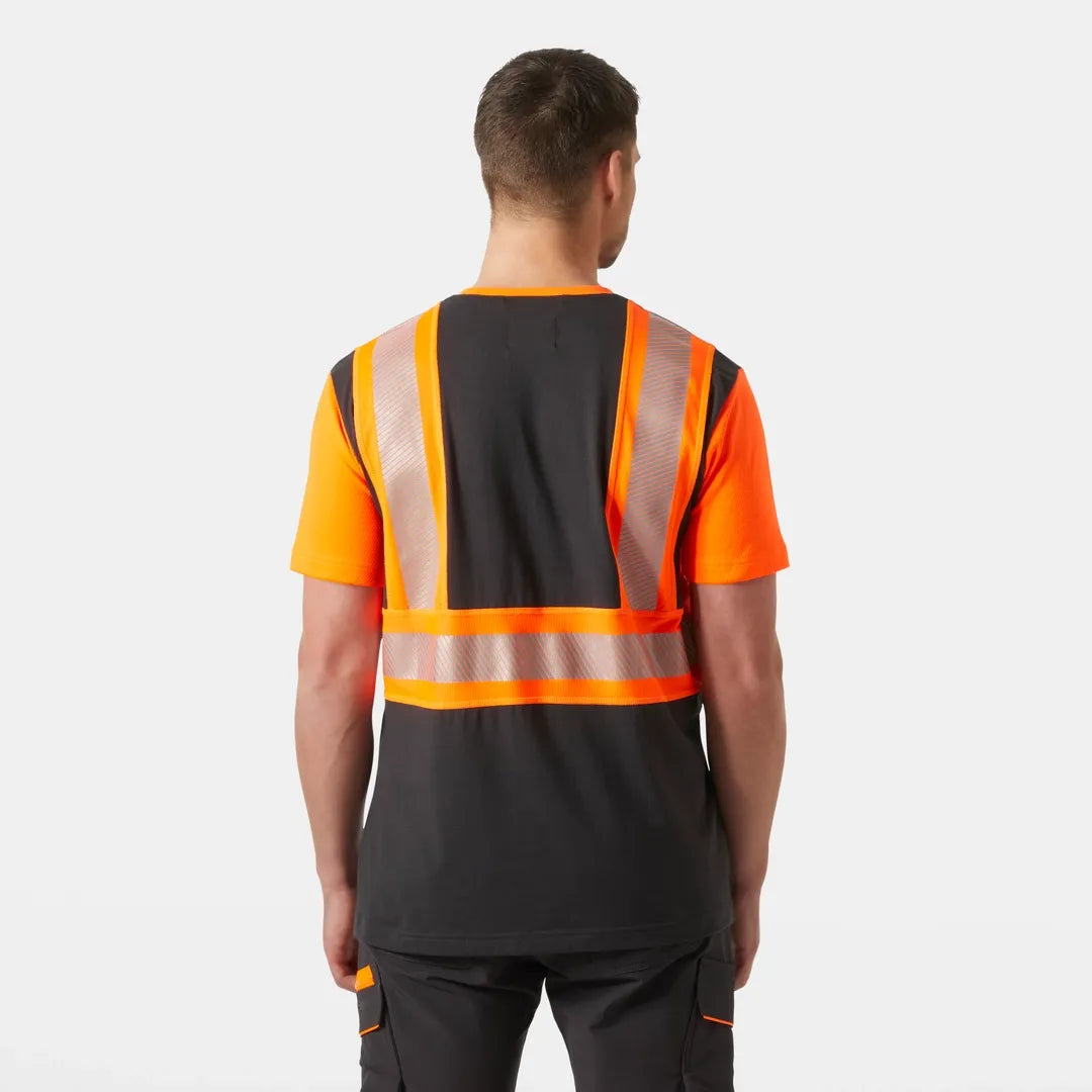 Helly Hansen Work Wear - 79271_269_onbody2 - Onbody-W25-Winter 2025-FW25-Hivis-ICU