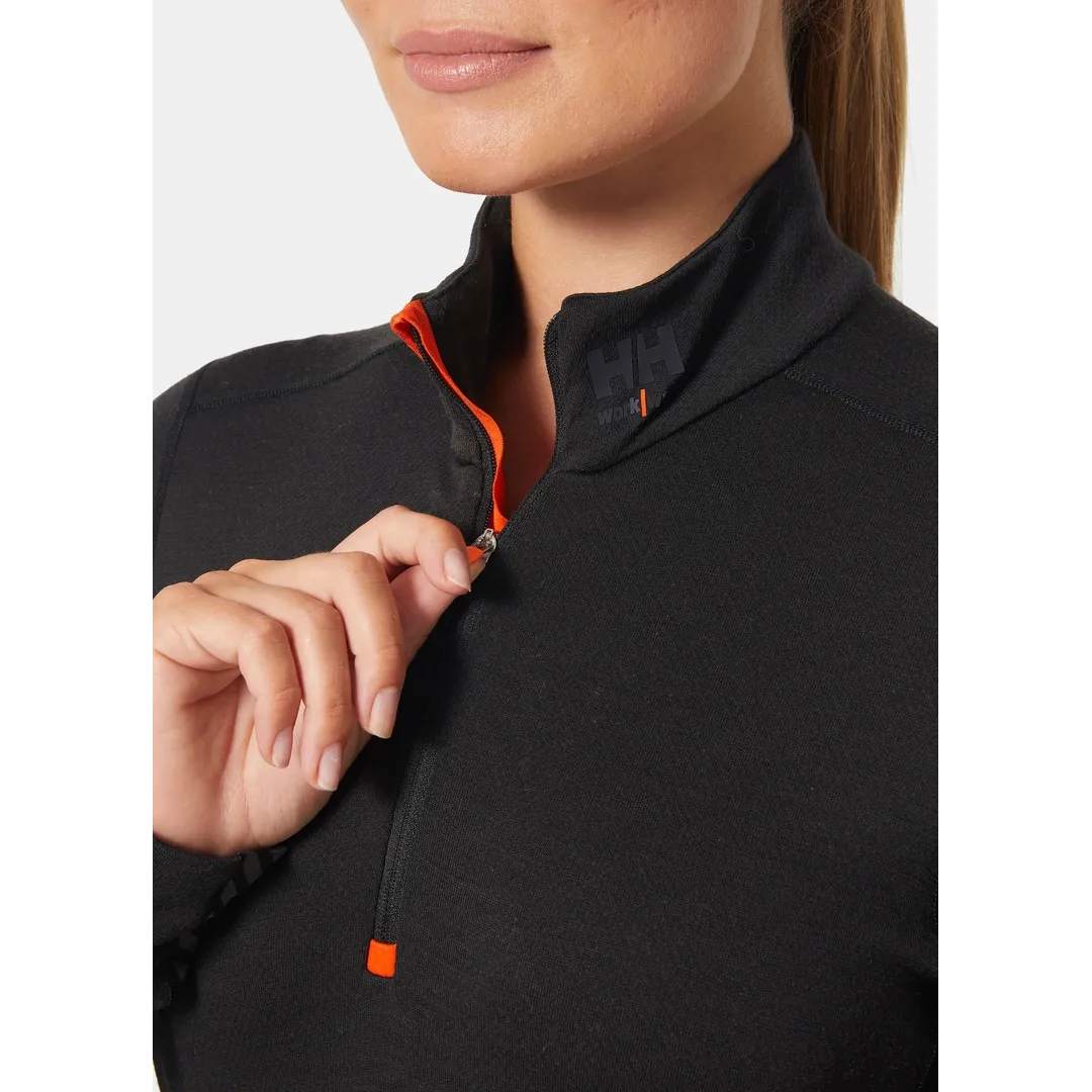 Helly Hansen Work Wear - 75210_990_feature1 - Onbody-S24-Summer 2024-Baselayer