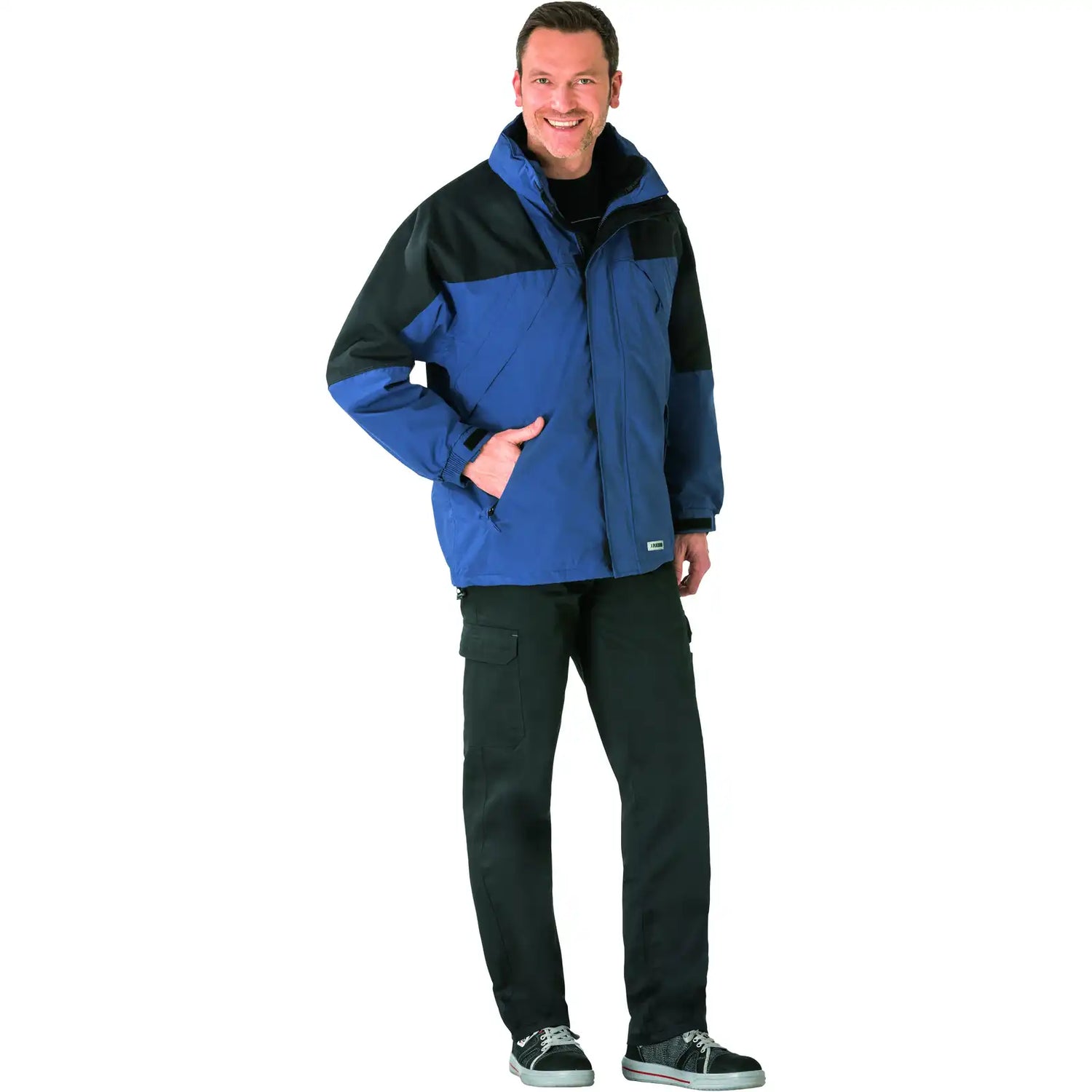 Planam Outdoor Redwood Jacke amporablau/schwarz S amporablau/schwarz - Produktbild mit Model