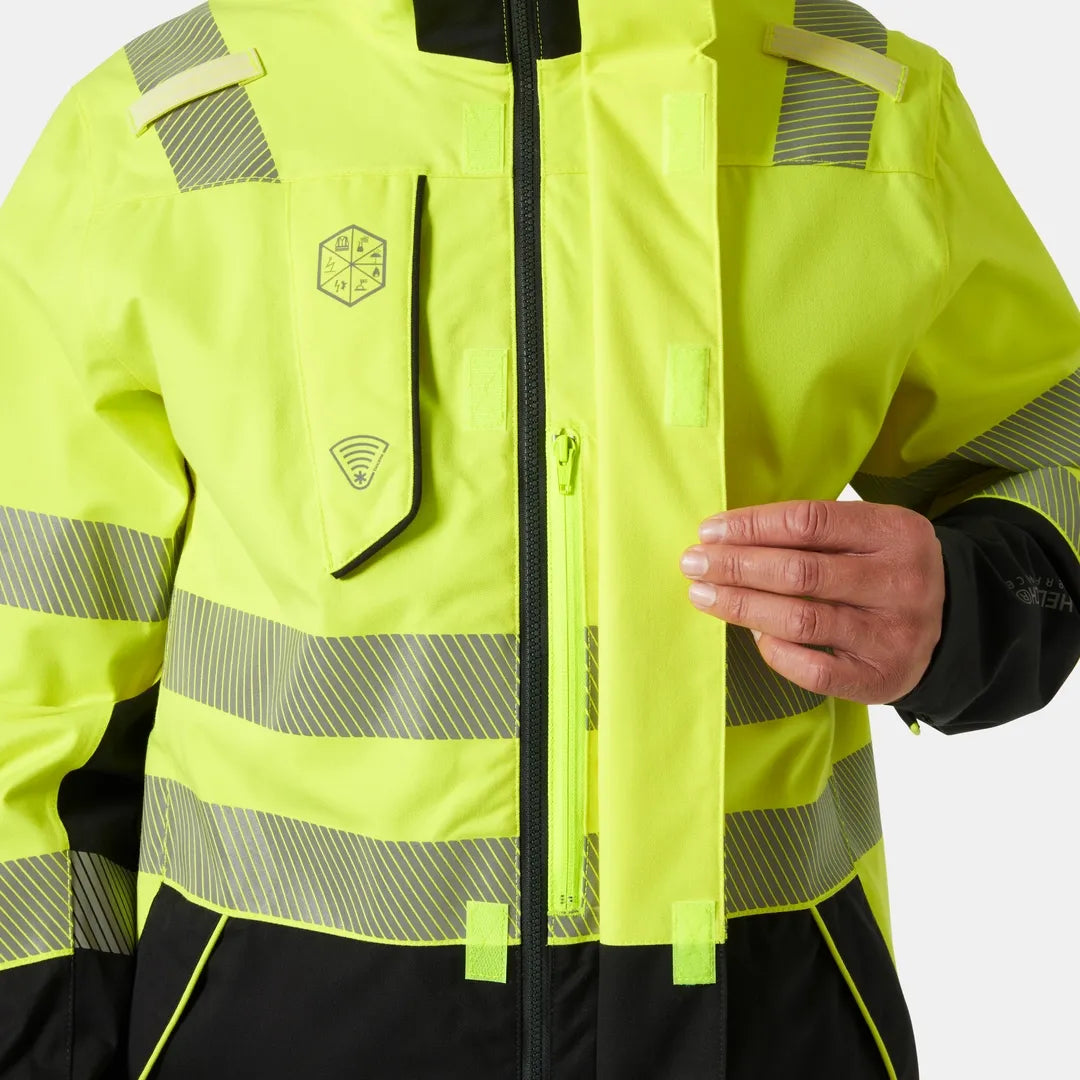 Helly Hansen Work Wear - 71198_369_feature5 - Onbody-S25-Summer 2025-Multinorm-Fyre