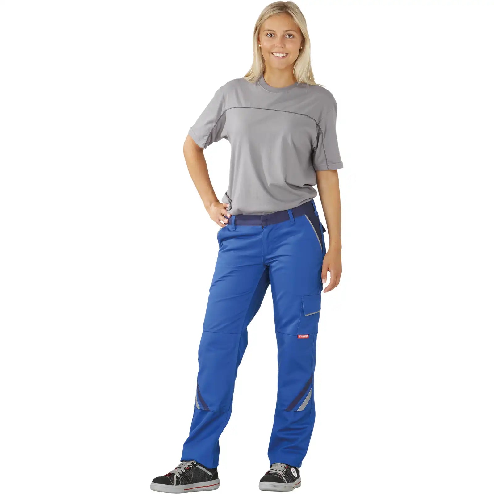 Planam Highline Damen Bundhose kornblumenblau/marine/zink 34 kornblumenblau/marine/zink - Produktbild mit Model