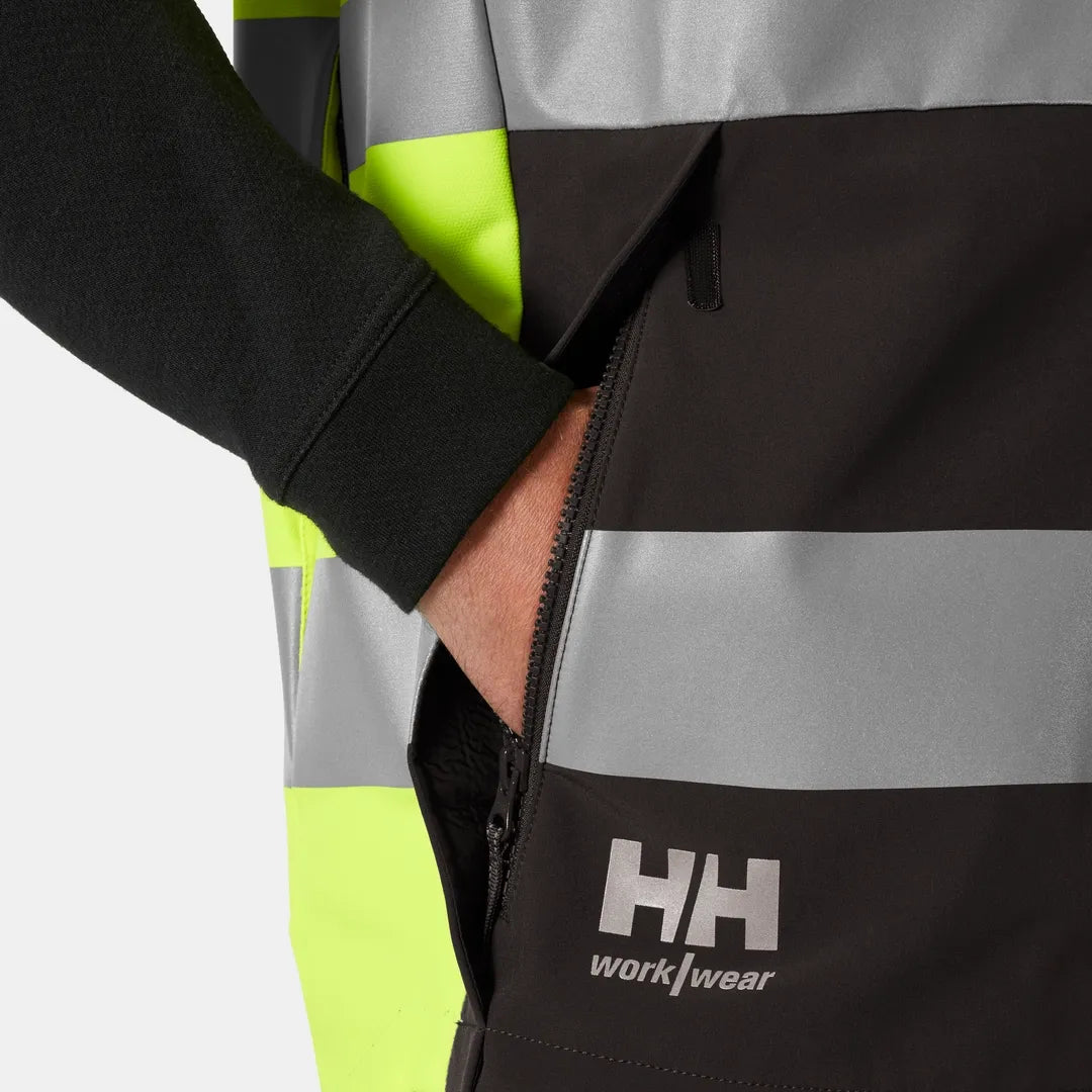 Helly Hansen Work Wear - 74030_369_feature3 - Onbody-S25-Summer 2025-Hivis-Alna