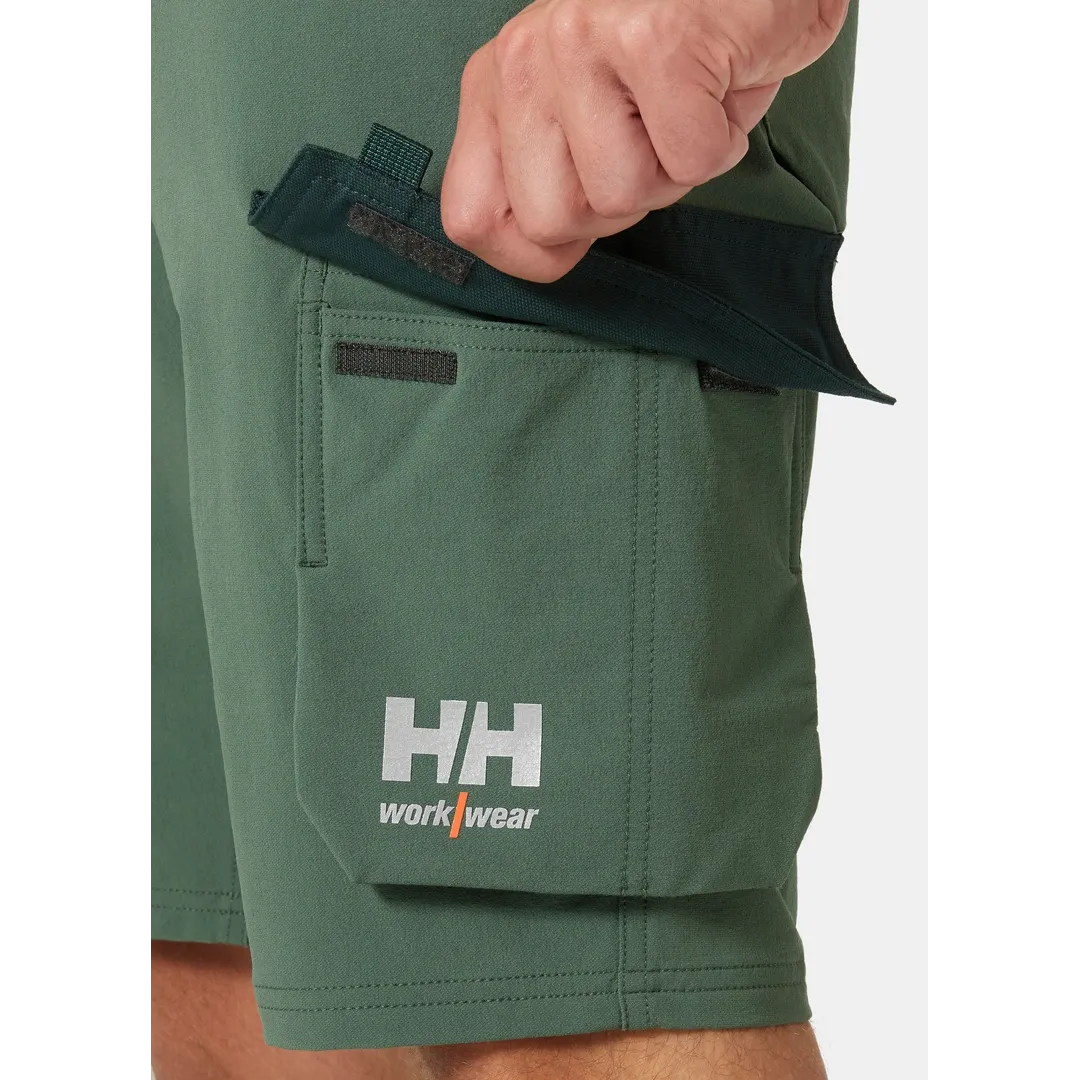Helly Hansen Work Wear - 77508_474_feature1 - Onbody-Tradesmen-S24-Summer 2024