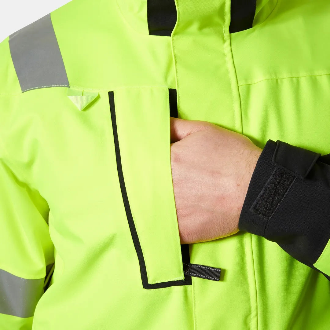 Helly Hansen Work Wear - 71195_369_feature3 - Onbody-W25-Winter 2025-FW25-Hivis-Alna