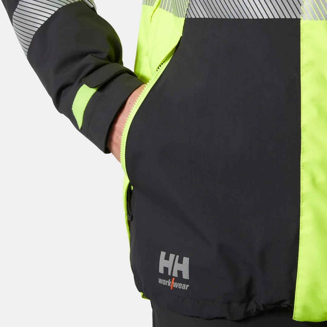 Helly Hansen Work Wear - 71372_369_feature4 - Onbody-W25-Winter 2025-FW25-Hivis-ICU