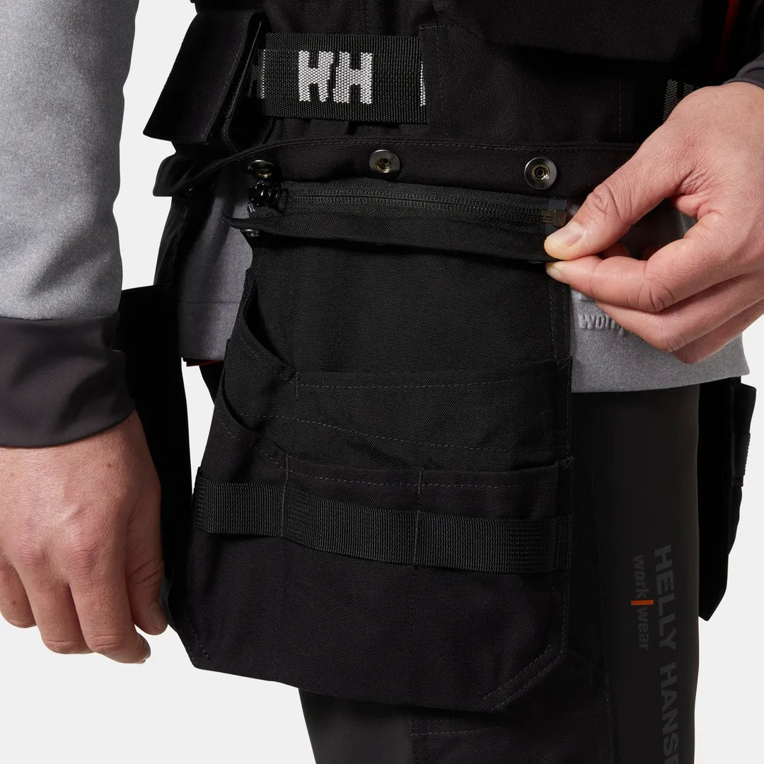 Helly Hansen Work Wear - 77140_990_feature5 - Onbody-W25-Winter 2025-FW25-Trades-Chelsea Evo