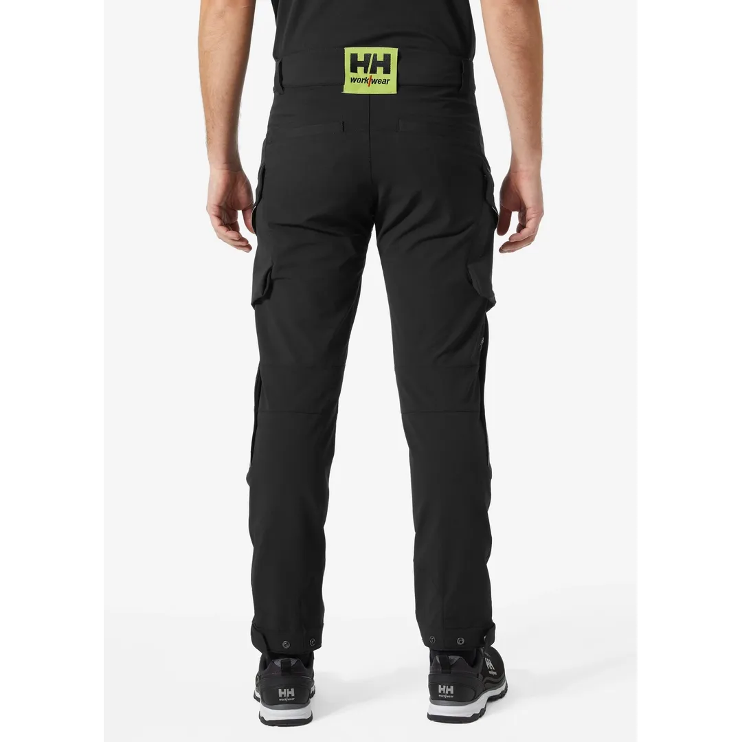 Helly Hansen Work Wear - 77564_990_onbody2 - Onbody-W23-Winter 2023-FW23-Magni-Tradesmen