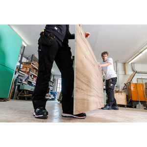 Helly Hansen Work Wear - helly_hansen_workwear_9_19_julian_bueckers_high_res_22 - Summer 2020-Tradesmen-Action