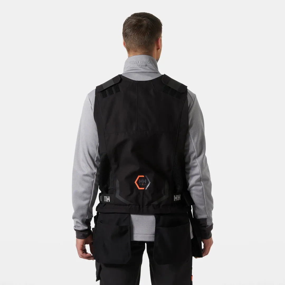 Helly Hansen Work Wear - 77140_990_onbody2 - Onbody-W25-Winter 2025-FW25-Trades-Chelsea Evo