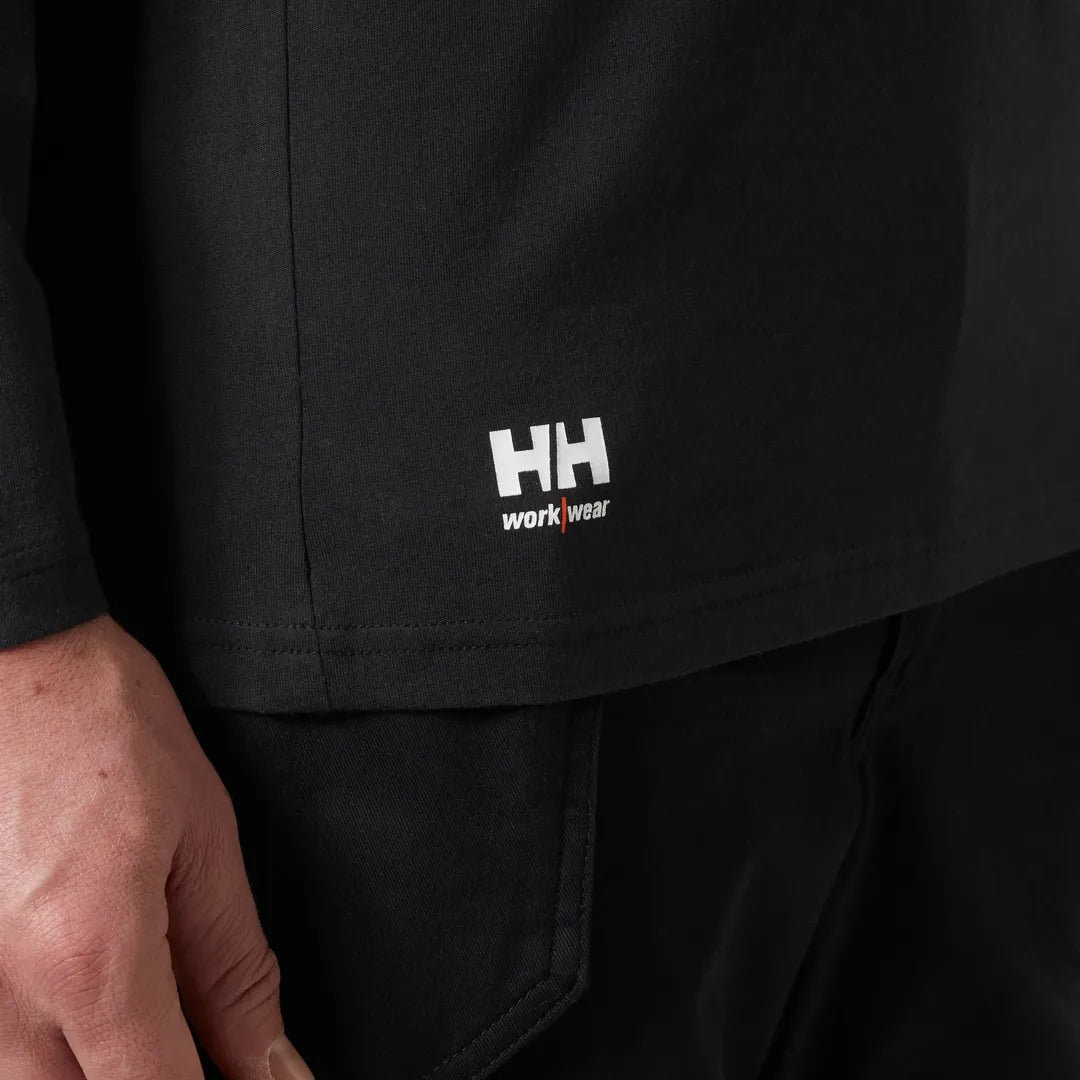 Helly Hansen Work Wear - 79169_990_feature1 - Onbody-W25-Winter 2025-FW25
