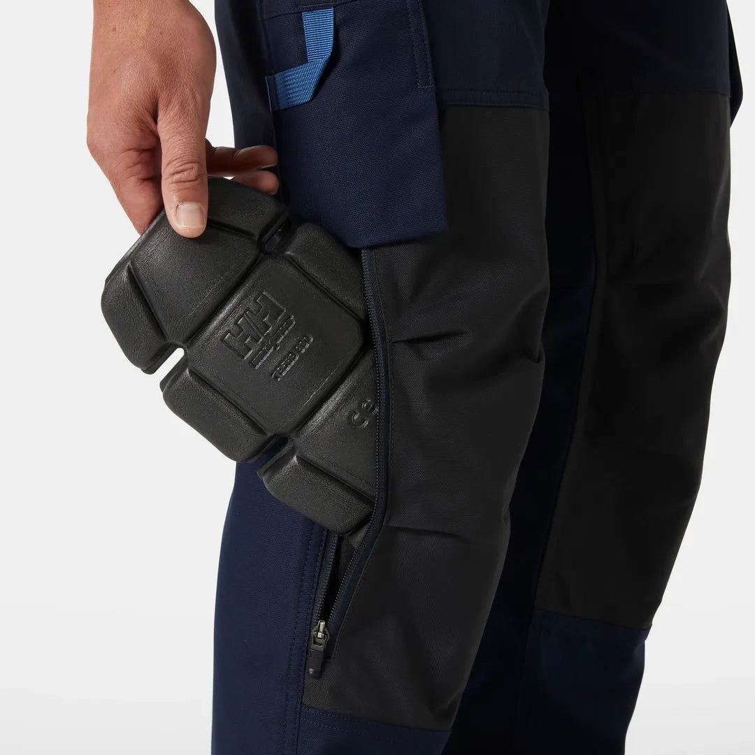 Helly Hansen Work Wear - 77395_599_feature2 - Onbody-S25-Summer 2025-Trades-Oxford