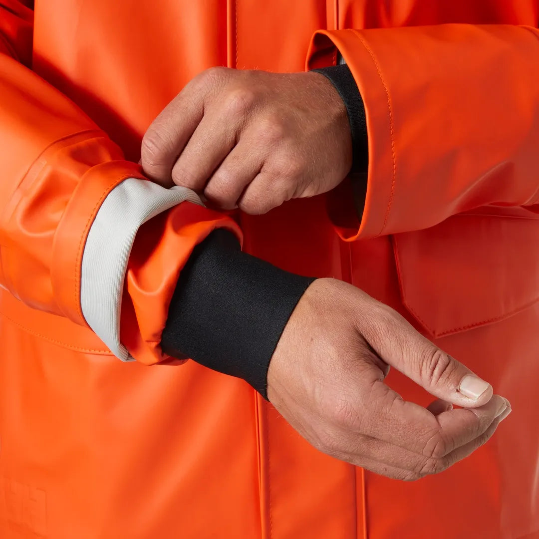 Helly Hansen Work Wear - 70282_290_feature4 - Onbody-S25-Summer 2025-Rainwear-Gale