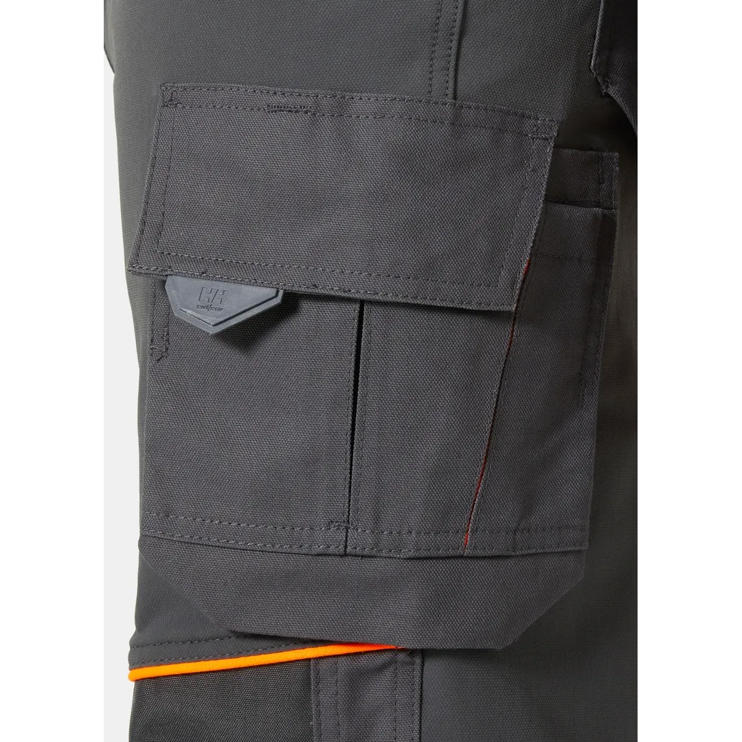 Helly Hansen Work Wear - 77446_970_feature3 - Onbody-Trades-S24-Summer 2024-Tradesmen