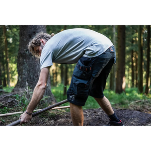 Helly Hansen Work Wear - Oberhof_HH_Matthias_Schwarz_Schneestern-1095 - Tradesman-Summer 2021-Action