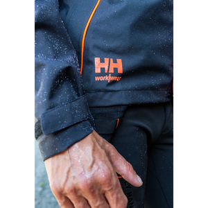Helly Hansen Work Wear - helly_hansen_workwear_9_19_julian_bueckers_high_res_60 - Summer 2020-Tradesmen