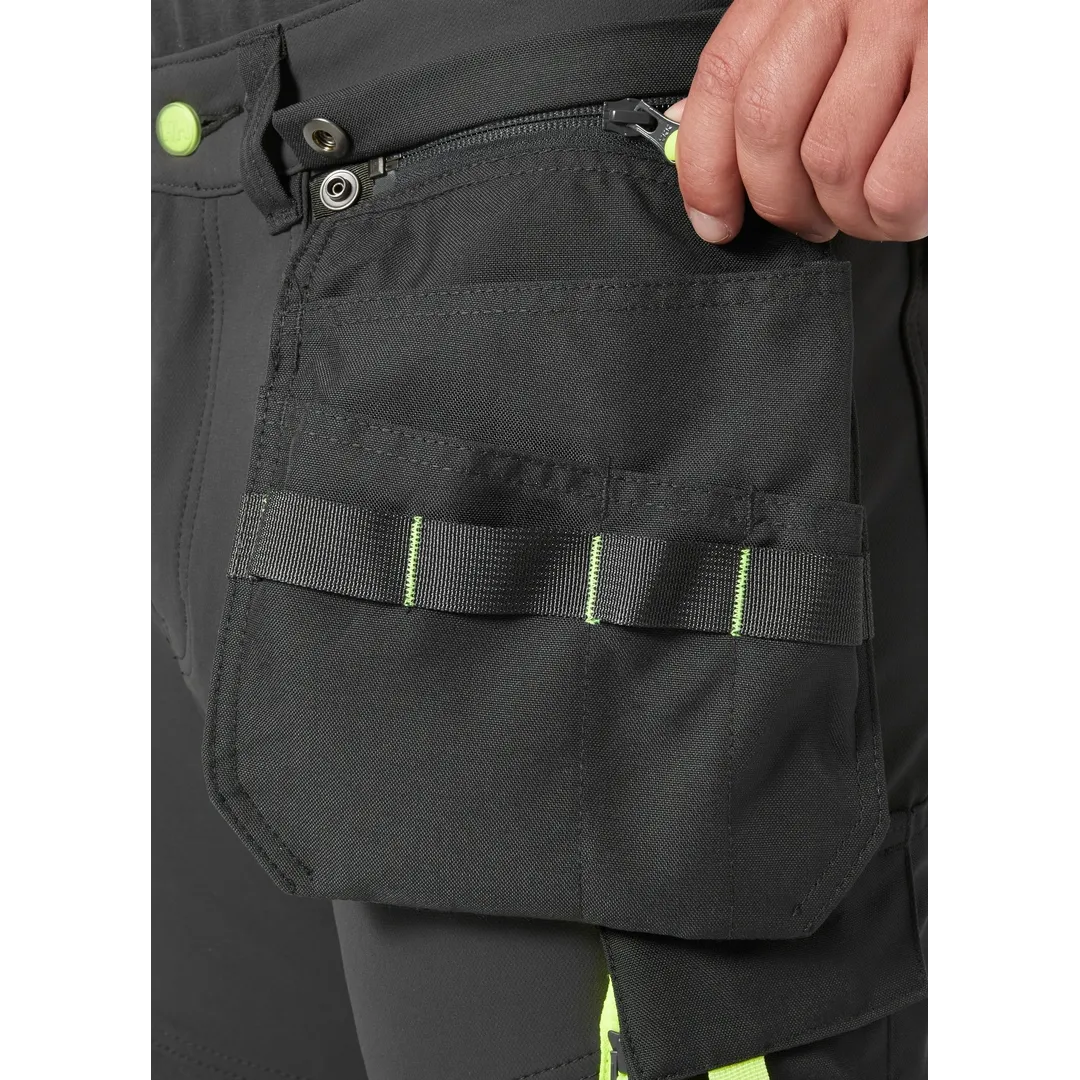 Helly Hansen Work Wear - 77471_369_feature3 - Onbody-S24-Summer 2024-Hivis