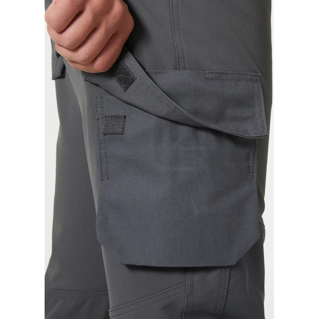 Helly Hansen Work Wear - 77445_970_feature2 - Onbody-Trades-S24-Summer 2024-Tradesmen