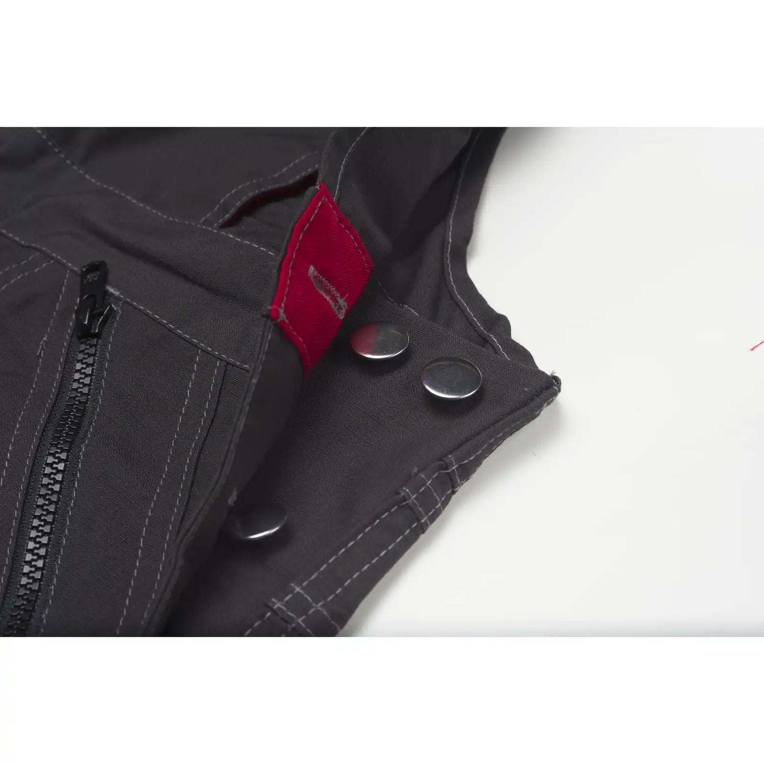 Planam Basalt Latzhose anthrazit/rot 102 anthrazit/rot - Extra Detailbild