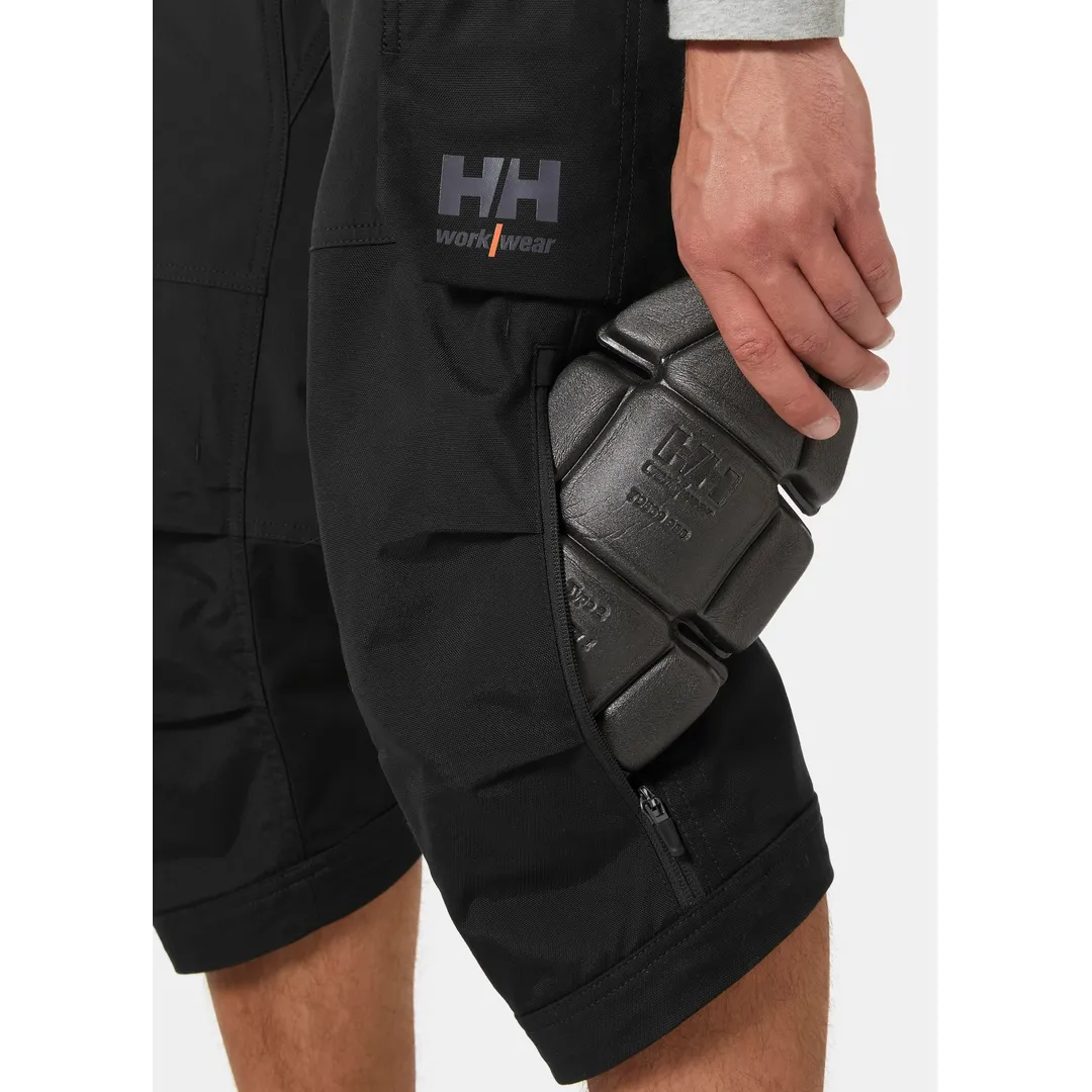 Helly Hansen Work Wear - 77507_990_feature2 - Onbody-Tradesmen-S24-Summer 2024