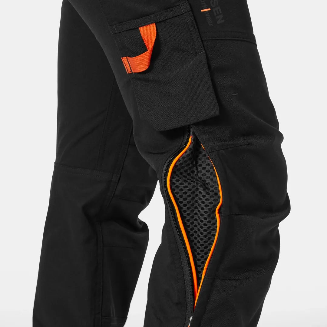 Helly Hansen Work Wear - 77595_990_feature4 - 