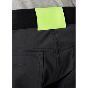 Helly Hansen Work Wear - 77508_989_feature1 - Onbody-Tradesmen-S24-Summer 2024