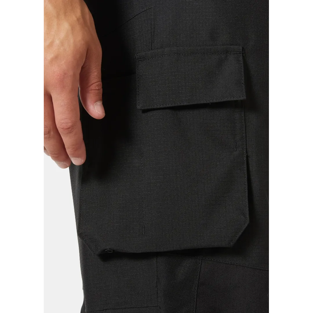 Helly Hansen Work Wear - 71190_990_feature4 - Onbody -S24-Summer 2024-Tradesmen