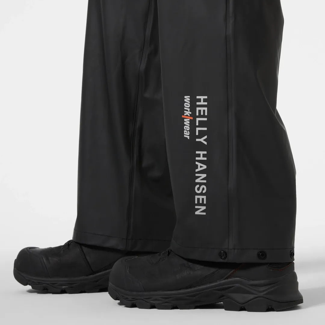 Helly Hansen Work Wear - 70480_990_feature2 - Onbody-W25-Winter 2025-FW25-Rainwear-Voss