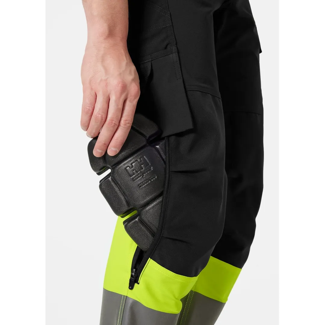 Helly Hansen Work Wear - 77429_369_feature2 - Onbody -W23-Winter 2023-Alna-Hivis