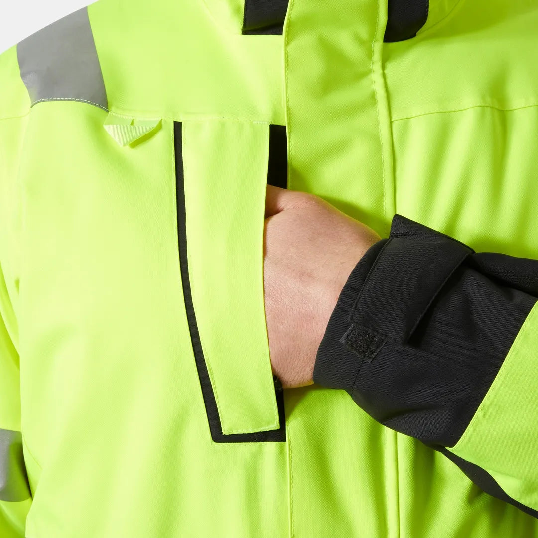 Helly Hansen Work Wear - 71393_369_feature3 - Onbody-W25-Winter 2025-FW25-Hivis-Alna