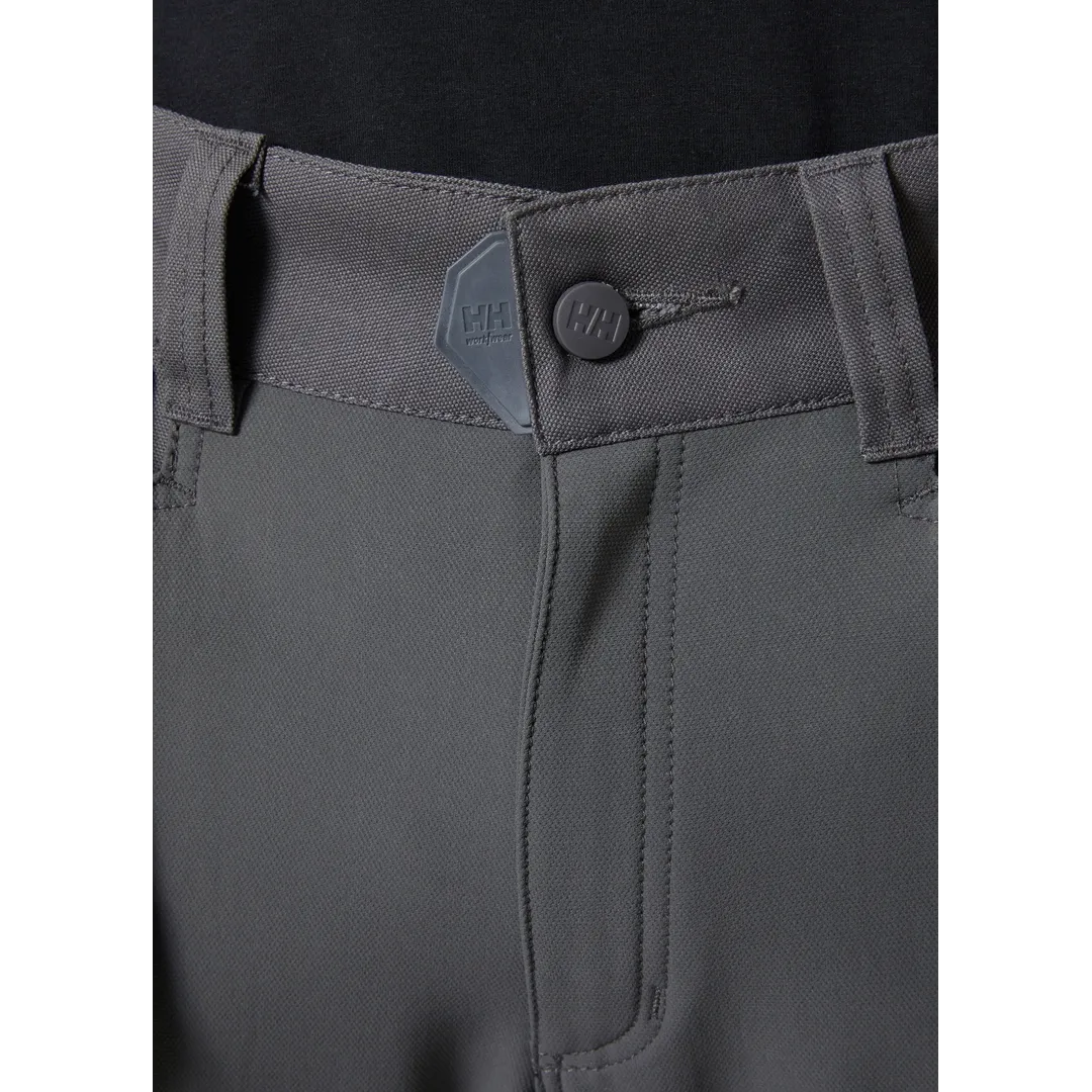 Helly Hansen Work Wear - 77441_970_feature4 - Onbody-Trades-S24-Summer 2024-Tradesmen