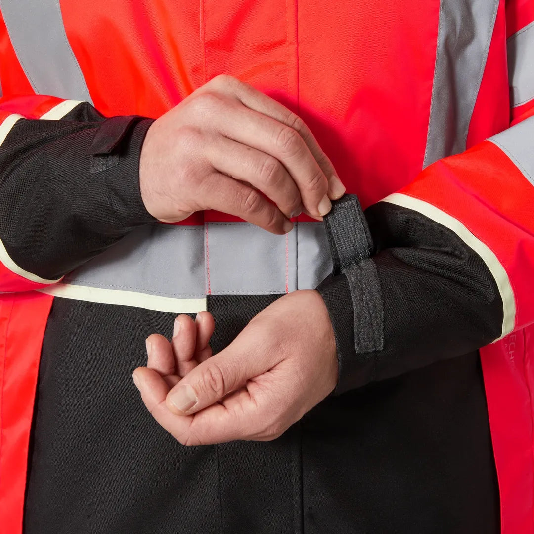 Helly Hansen Work Wear - 71355_169_feature3 - Onbody -W25-Winter 2025-FW25-Hivis-UC-ME