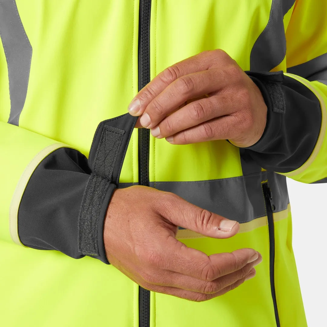 Helly Hansen Work Wear - 74055_369_feature2 - Onbody-S25-Summer 2025-Hivis-UC-ME