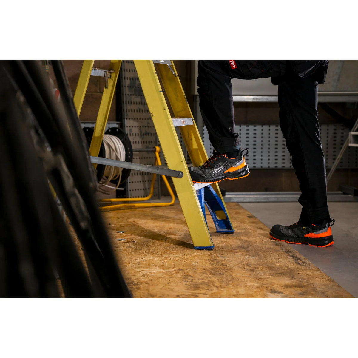 Milwaukee FXT S1PS HV Low-Cut Safety Shoes ESD - Orange