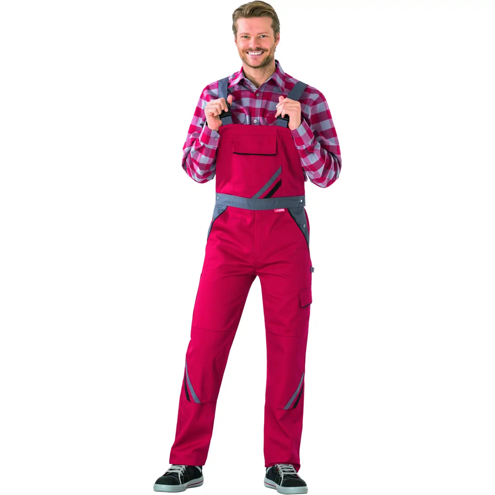 Planam Highline Latzhose rot/schiefer/schwarz 102 rot/schiefer/schwarz - Produktbild mit Model