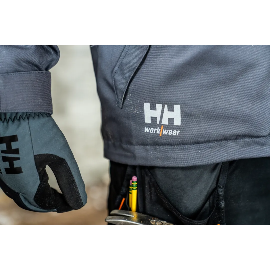 Helly Hansen Work Wear - Overbeck_Workwear-012 - Winter 2021-Action-Tradesmen