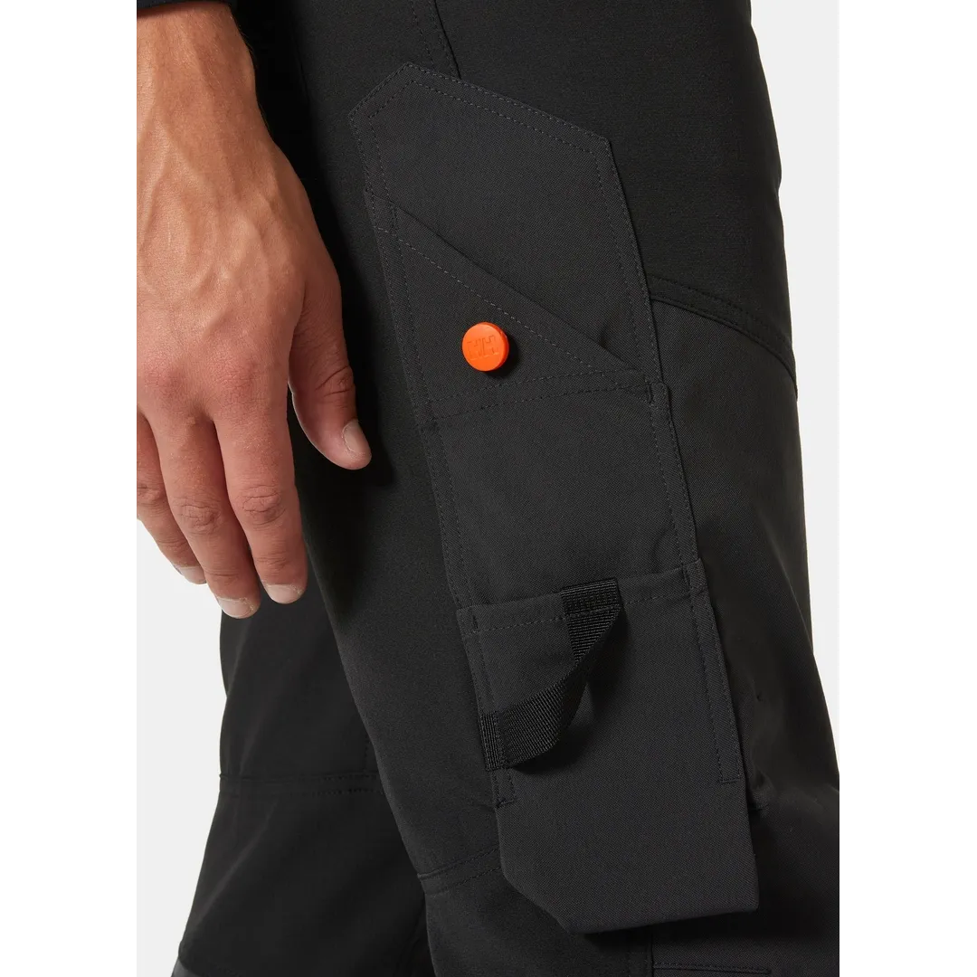 Helly Hansen Work Wear - 77572_990_feature3 - Onbody-S24-Summer 2024-Tradesmen