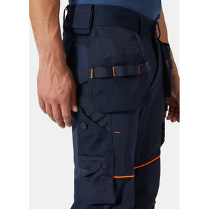 Helly Hansen Work Wear - 77441_590_feature4 - Onbody-Trades-S24-Summer 2024-Tradesmen