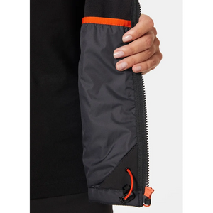Helly Hansen Work Wear - 74240_990_feature3 - Onbody-S24-Summer 2024-Trades-Trades