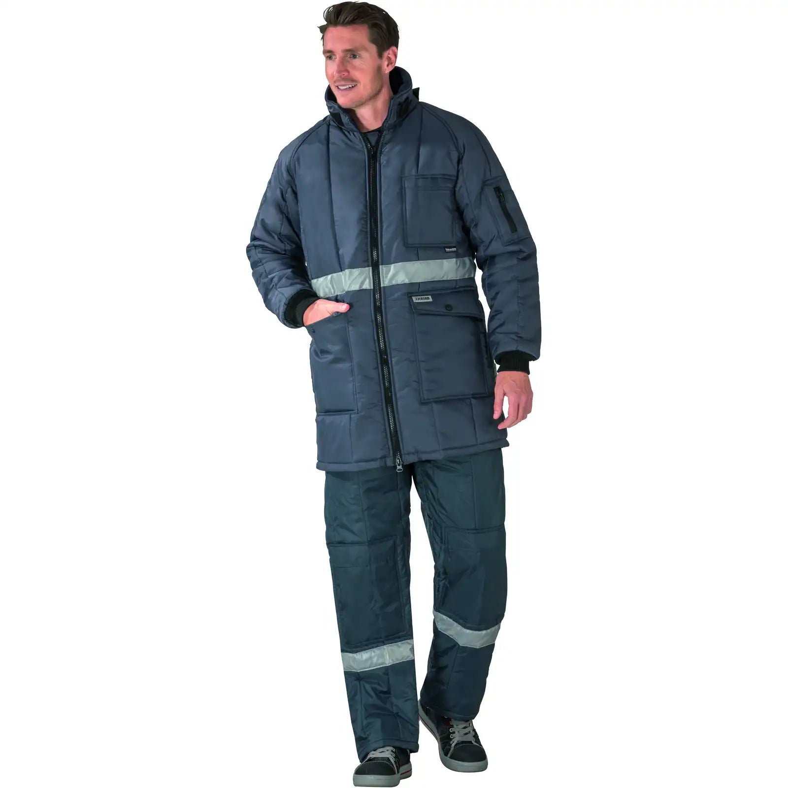 Planam Kühl-/Gefrierhaus Gefrierhaus Parka marine, Innenfutter kornblumenblau S marine, Innenfutter kornblumenblau - Produktbild mit Model