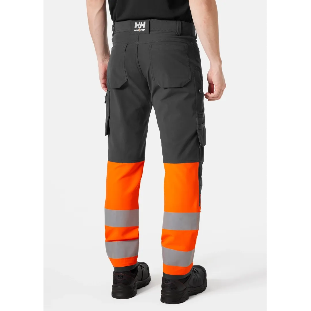 Helly Hansen Work Wear - 77429_269_onbody2 - Onbody -W23-Winter 2023-Alna-Hivis