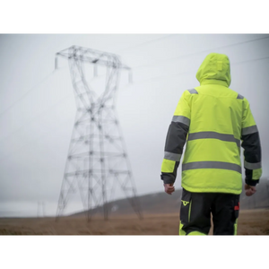 Helly Hansen Work Wear - DSC02348 - Hi Vis-Action-Winter 2020