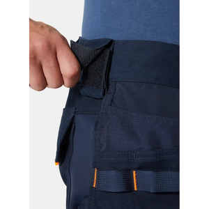 Helly Hansen Work Wear - 77441_590_feature5 - Onbody-Trades-S24-Summer 2024-Tradesmen