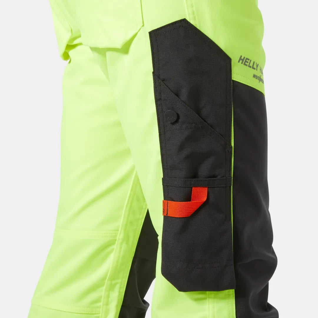 Helly Hansen Work Wear - 77423_369_feature3 - Onbody-W25-Winter 2025-FW25-Hivis-Alna