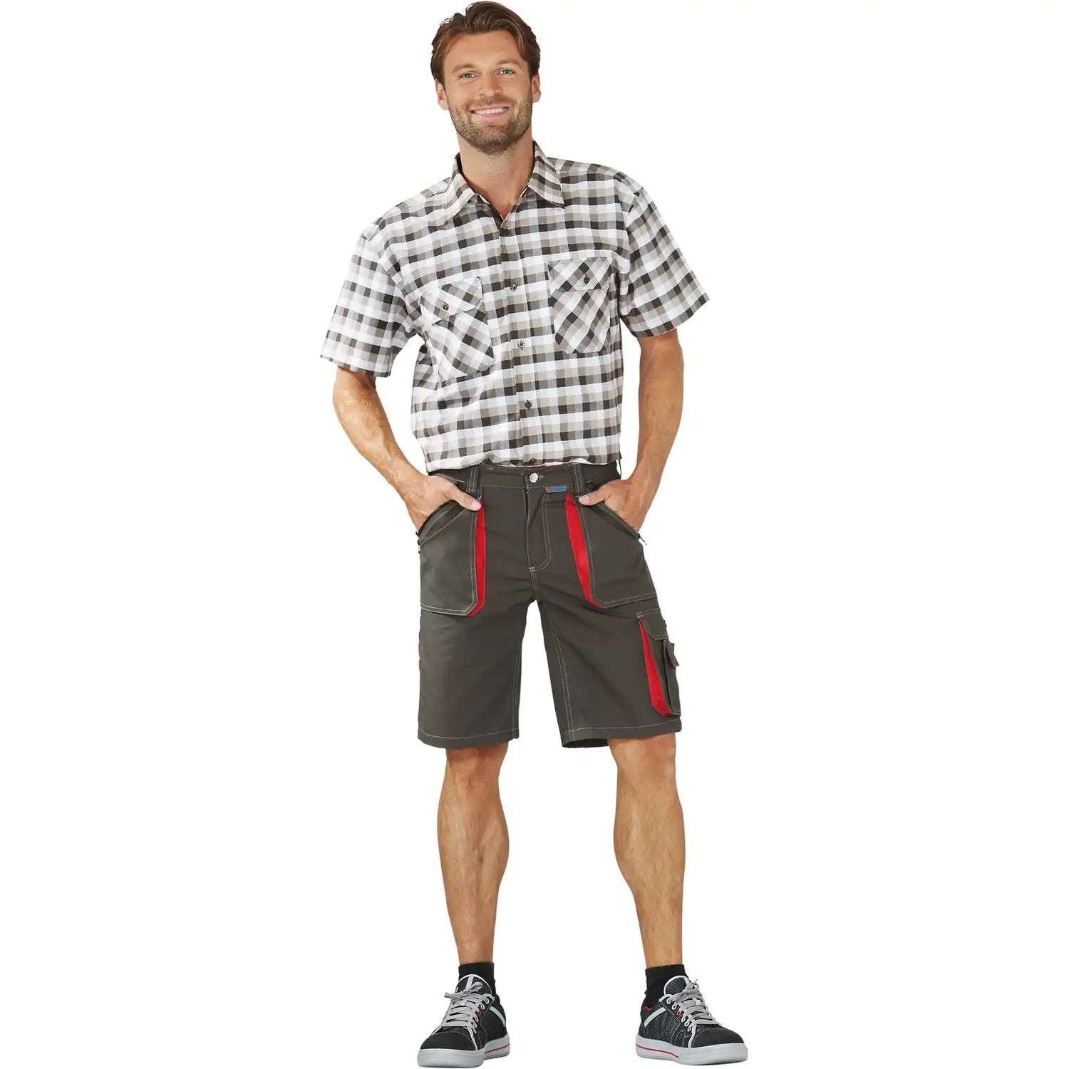 Planam Basalt Shorts oliv/rot S oliv/rot - Produktbild mit Model