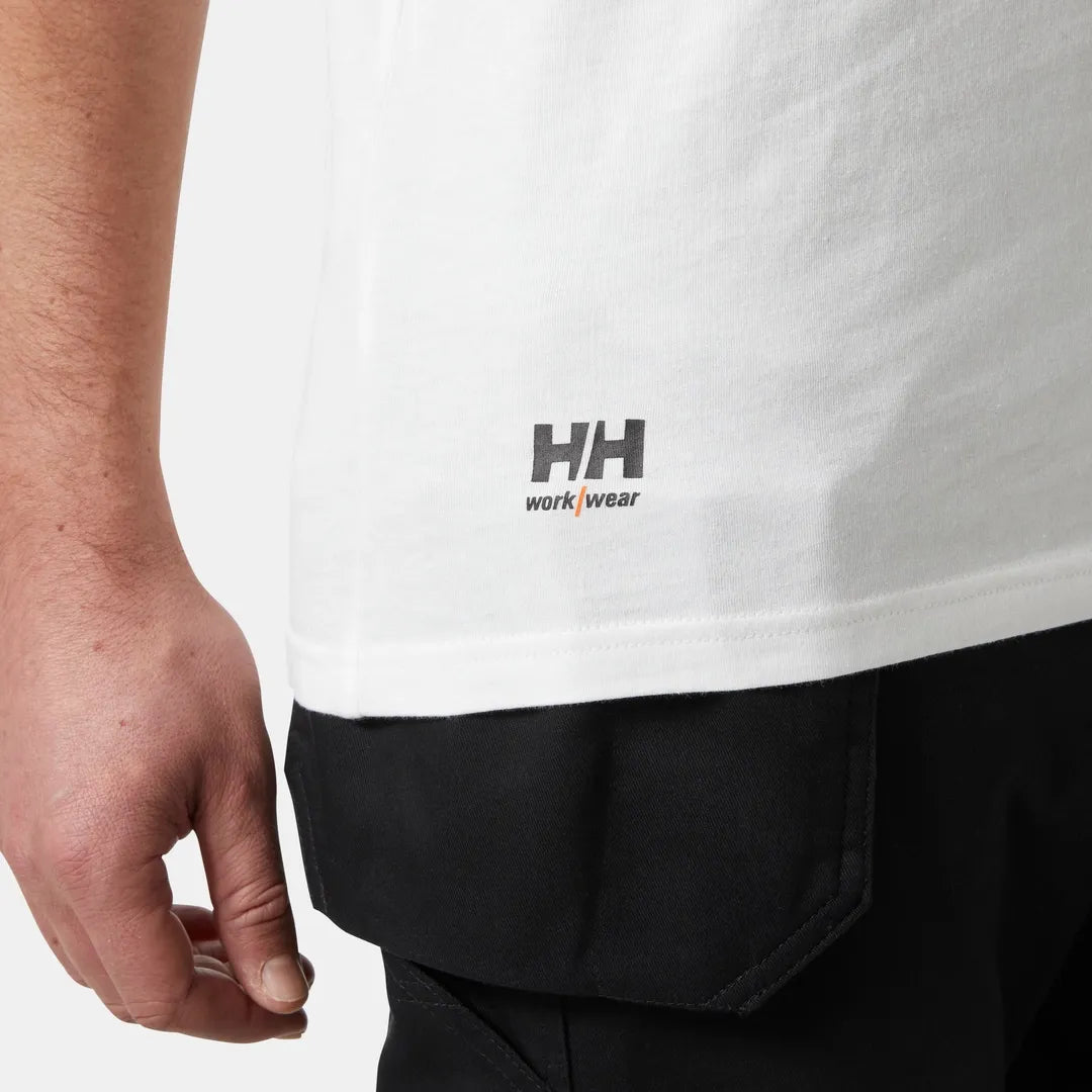 Helly Hansen Work Wear - 79161_900_feature1 - Onbody-W25-Winter 2025-FW25