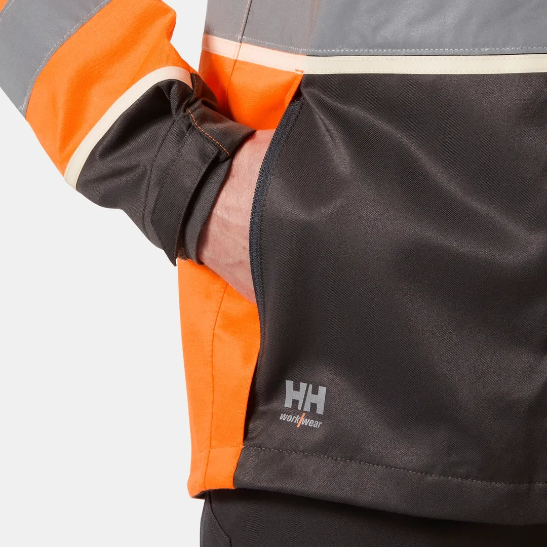 Helly Hansen Work Wear - 77215_269_feature2 - Onbody-W25-Winter 2025-FW25-Hivis-UC-ME