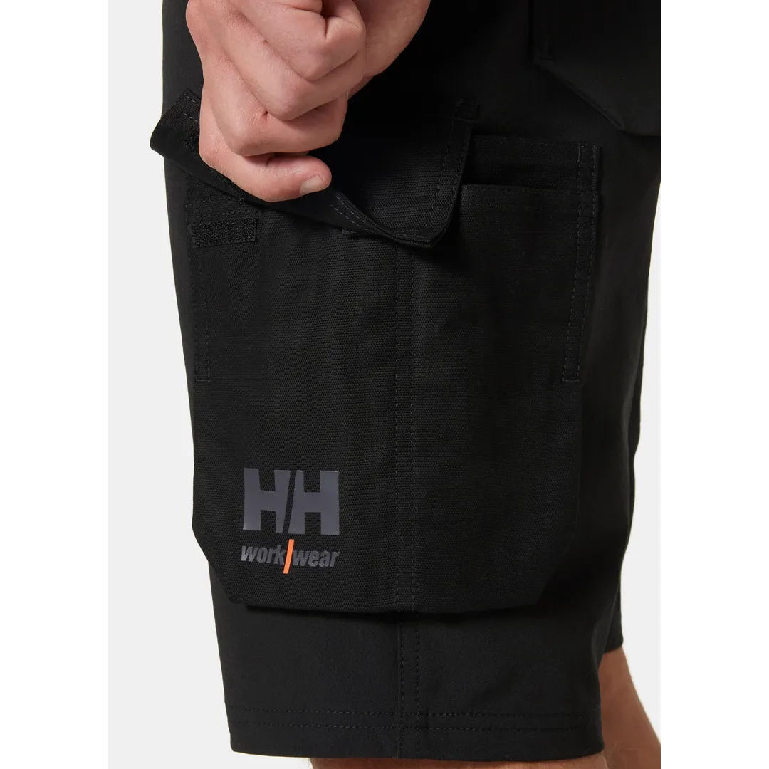 Helly Hansen Work Wear - 77506_990_feature4 - Onbody-Tradesmen-S24-Summer 2024