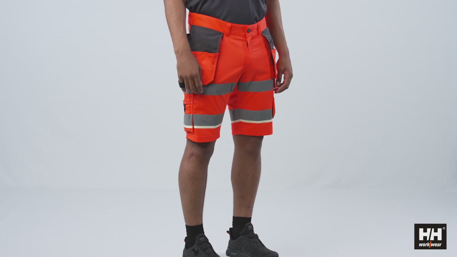 Helly Hansen Work Wear - Film 8 - 77516 -UCME CONS SHORTS CL1 - Workwear-S23-Summer 2023-360 films-360