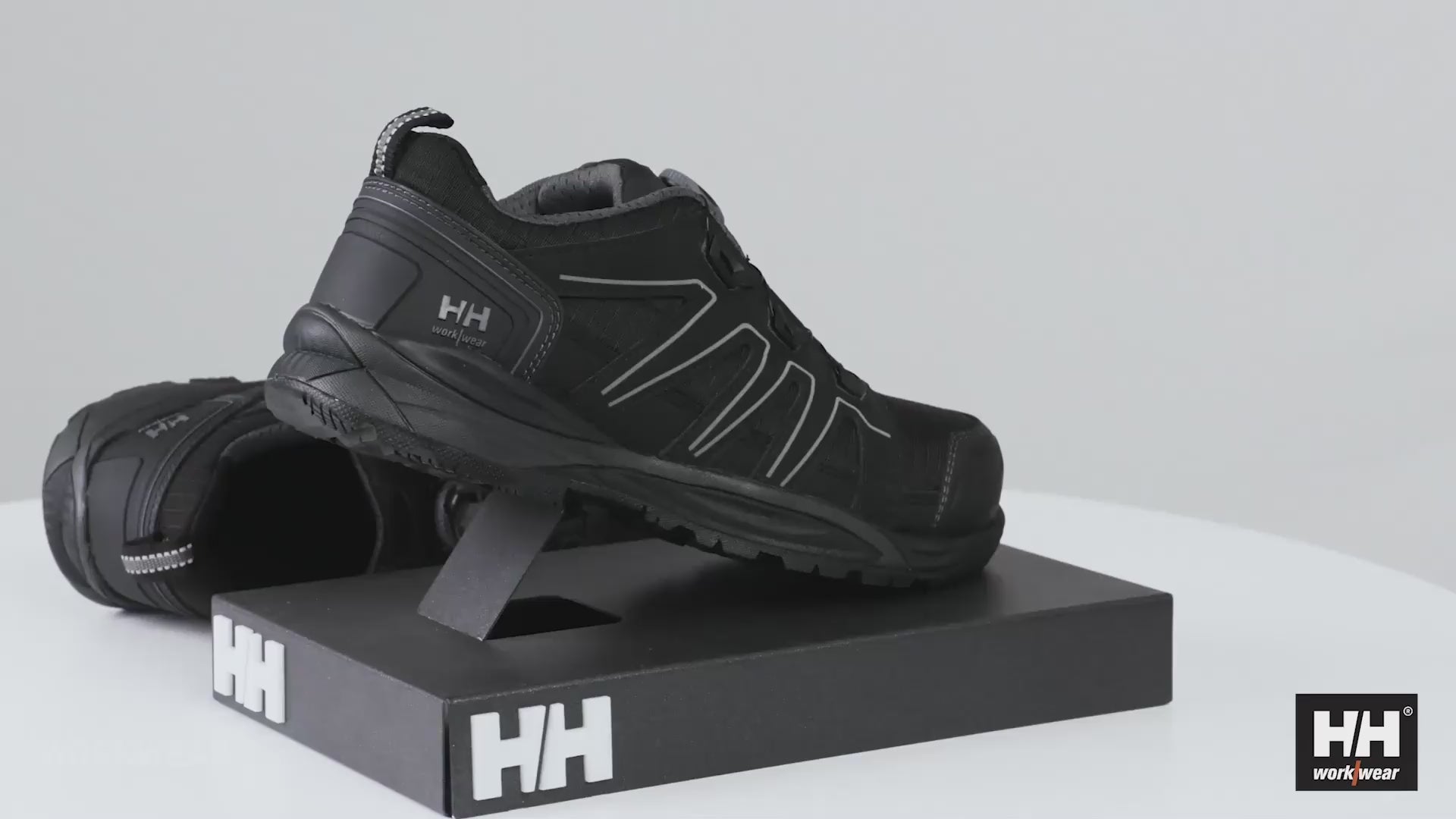 Helly Hansen Work Wear - 78423 - Manchester Low Boa S3 NEW - Product films-Workwear-Summer 2022-SS22-WW-Product video-Norwegian-1920x1080-Footwear-360 Rotational Films-360 films-Workwear
